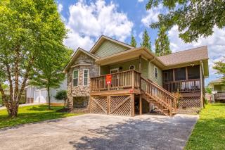 Wolff Lodge - Pigeon Forge - 9