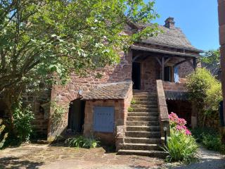 Maison pleine de charme située sur une zone touristique - Saint-Christophe-Vallon - 8