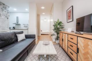 Precioso estudio en San Julián Sevilla, AC WiFi Hiniesta estudio - Sevilla - 1