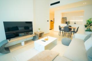 Luxury 2 bedroom Unit, Prime Location - 0