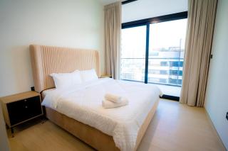 Luxury 2 bedroom Unit, Prime Location - 4