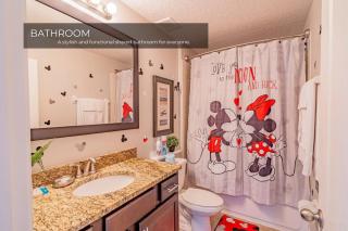 3BD Townhouse , Themed , 10 min to Disney , Gated - 4