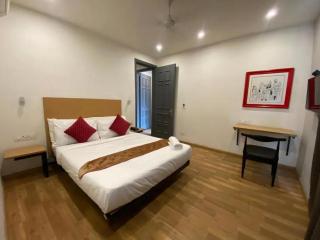 Hotel Yash Palace, Paschim Vihar, New Delhi - 8