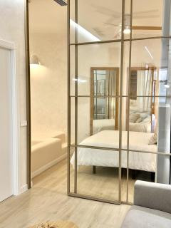 Anelsa Suites Serranos 3 - 7