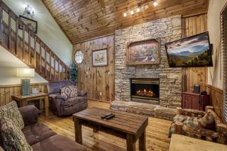 Mountain Side - Pigeon Forge - 3