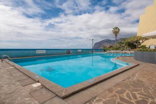 Hip Heaven Apartment on Beach - Funchal - 4