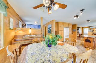Maine Cottage Getaway, Close to Belfast & Hiking - 4