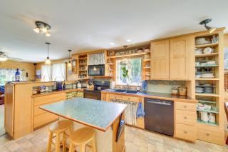 Maine Cottage Getaway, Close to Belfast & Hiking - 1