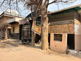Shri Gaya Prasad Dham - Vrindāvan - 5