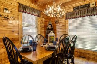 A Stone's Throw - Pigeon Forge - 2