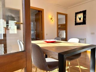 Apartament amb llar de foc i balcó amb vistes de la vall by RURAL D'ÀNEU - Esterri d'Àneu - 2