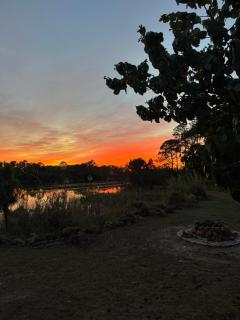 Cozy new camper on lake front & access to fishing - Clewiston - 3