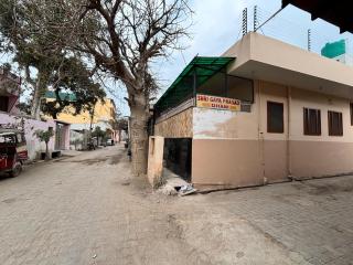 Shri Gaya Prasad Dham - Vrindāvan - 4
