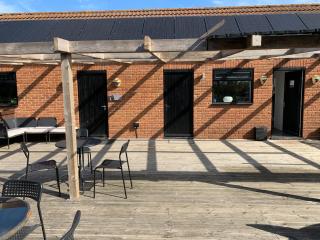 White House farm fishery - - 1