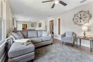 Spacious Farmhouse Ranch Near Mobile - Tillmans Corner - 8