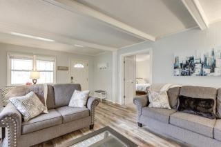 Walkable and Updated Nevada Home Family Friendly! - Nevada - 6