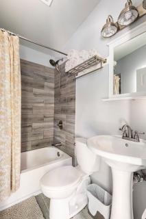 Modern guest house in East Atlanta Village - 2