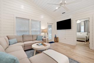 Brand New Luxury Rental on Oleander Unit A - Dauphin Island - 7
