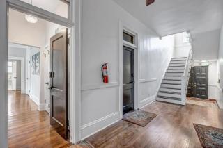 Historic SidexSide Apt-Blocks from Shoppes of Avon - 7