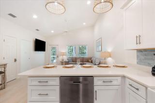 Brand New Luxury Rental on Oleander Unit F - Dauphin Island - 2