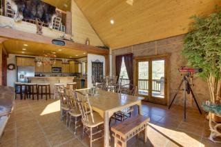 Spacious Fish Haven Cabin with Game Room and Deck! - Fish Haven - 5