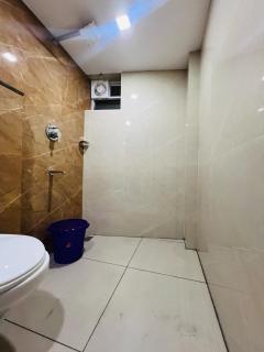 GYPSY HOTEL CUSAT - 2