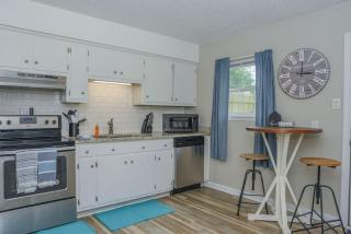 Townhomes Near the Bay - #2 - 7