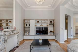 4 Bedroom Residence Opposite the Eiffel Tower - Parijs - 2