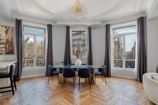 4 Bedroom Residence Opposite the Eiffel Tower - Parijs - 8