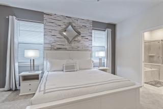 Luxury Family Retreat at Windsor Island Resort - Davenport - 1