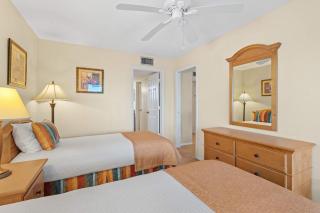Scenic Resort Views From This 3rd Floor Deluxe Condo - Naples - 8
