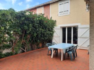 Maison Gruissan village 90m2 avec jardin a 1km de la plage - Gruissan - 9