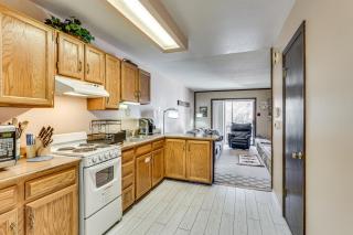 Less Than Half-Mi to Red River Ski Area Townhome with Patio - Red River - 4