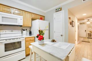 Old Town Bay St Louis Townhome Walk to Beach - Bay Saint Louis - 4