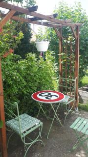 furnished apartment with a garden - Plaisir - 0