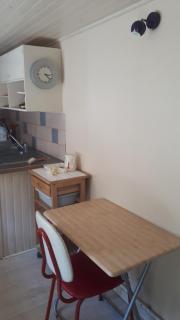 furnished apartment with a garden - Plaisir - 3