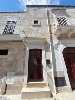 Le Pietre Apartments - 9