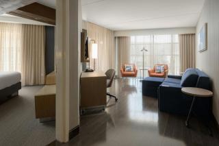 Courtyard by Marriott Gatlinburg Downtown - Gatlinburg - 1