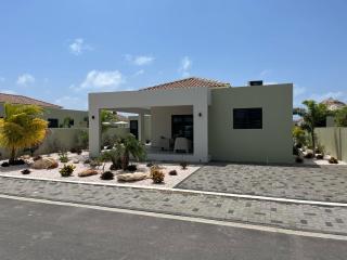 Villa Solana with pool, Mambo Beach - Willemstad - 0