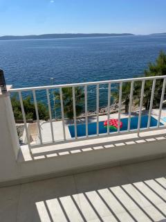 Beachfront Villa Leonardo with Pool - Trogir - 2