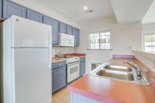 Sunrise Views and Pool Access Table Rock Lake Condo - Kimberling City - 2