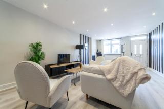 Peaceful 5BR house with garden & terrace, SE London - London - 3