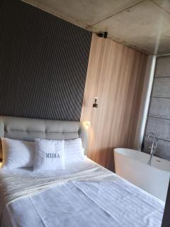 MIDIA Guest House - 7