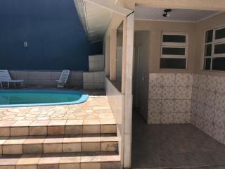 Piscina, churrasqueira, 50m da praia e cabem até 13 pessoas! - Matinhos - 2