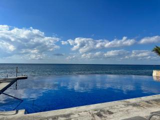 The Queen of Cozumel - Urban Empire En-suite City View - for Couples in Mind - Cozumel - 5
