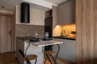 Dobo Madrid MA24 - 1