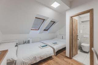 Flat Near Prague Castle Stylish & Prime Location 5 - Prague - 0