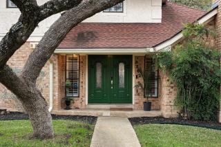 Whisper - A Birdy Vacation Rental - San Antonio - 7