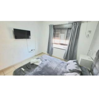 Departamento sobre Boulevard con cochera - 4