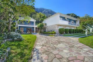 Rent a Vacation House in Kotor Bay - 8